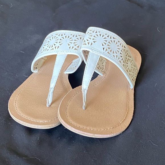 Montego Bay Sandels - Picture 3 of 4